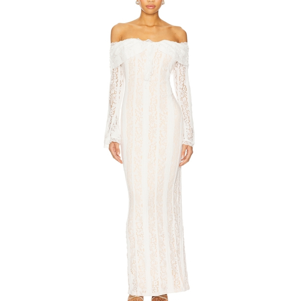 *NWT* Revolve Annabelle off shoulder dress